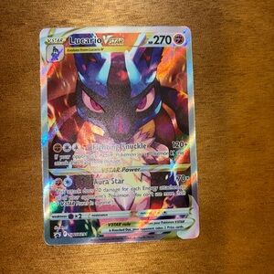 Lucario VSTAR Pokémon Card